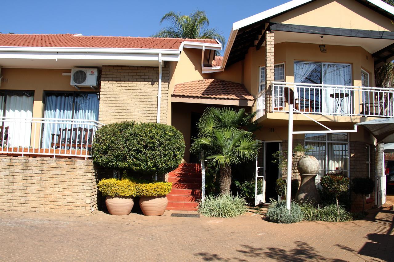 Sunset Ridge Guest House Rustenburg Exterior photo